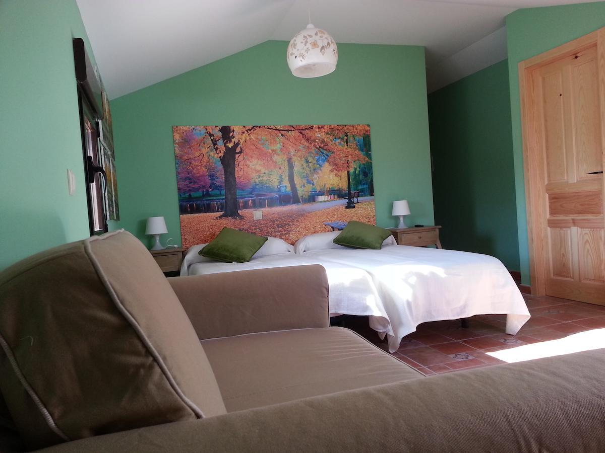 Hotel Rural La Casa Del Tio Telesforo Trescasas Chambre photo